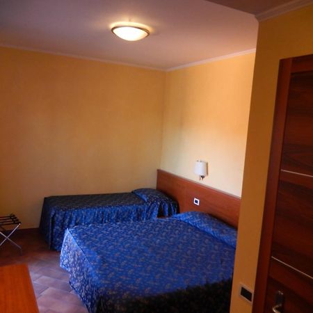 Albergo Dei Leoni Monterotondo  Pokoj fotografie