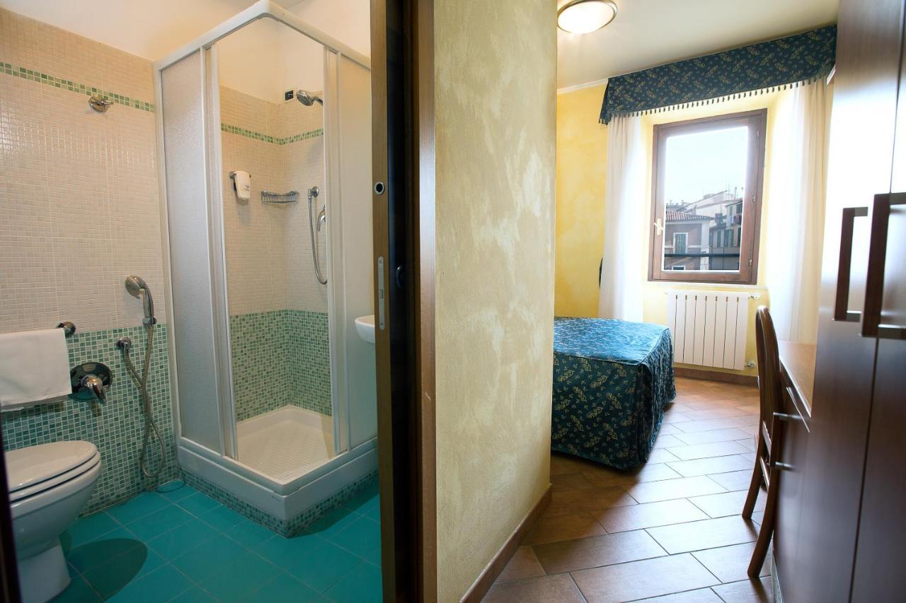Albergo Dei Leoni Monterotondo  Exteriér fotografie