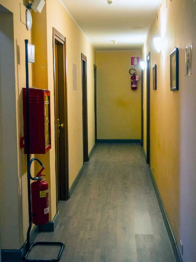Albergo Dei Leoni Monterotondo  Exteriér fotografie