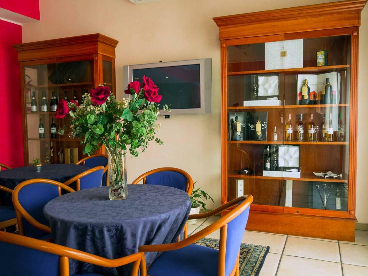 Albergo Dei Leoni Monterotondo  Exteriér fotografie