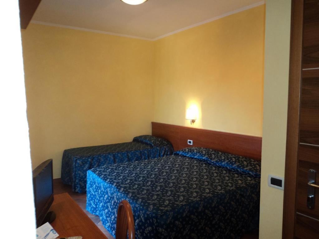 Albergo Dei Leoni Monterotondo  Pokoj fotografie